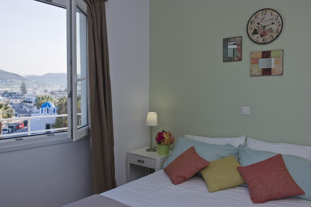 Hotel Oasis Parikia  Bagian luar foto