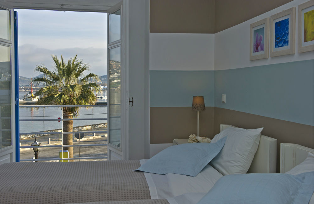Hotel Oasis Parikia  Bagian luar foto