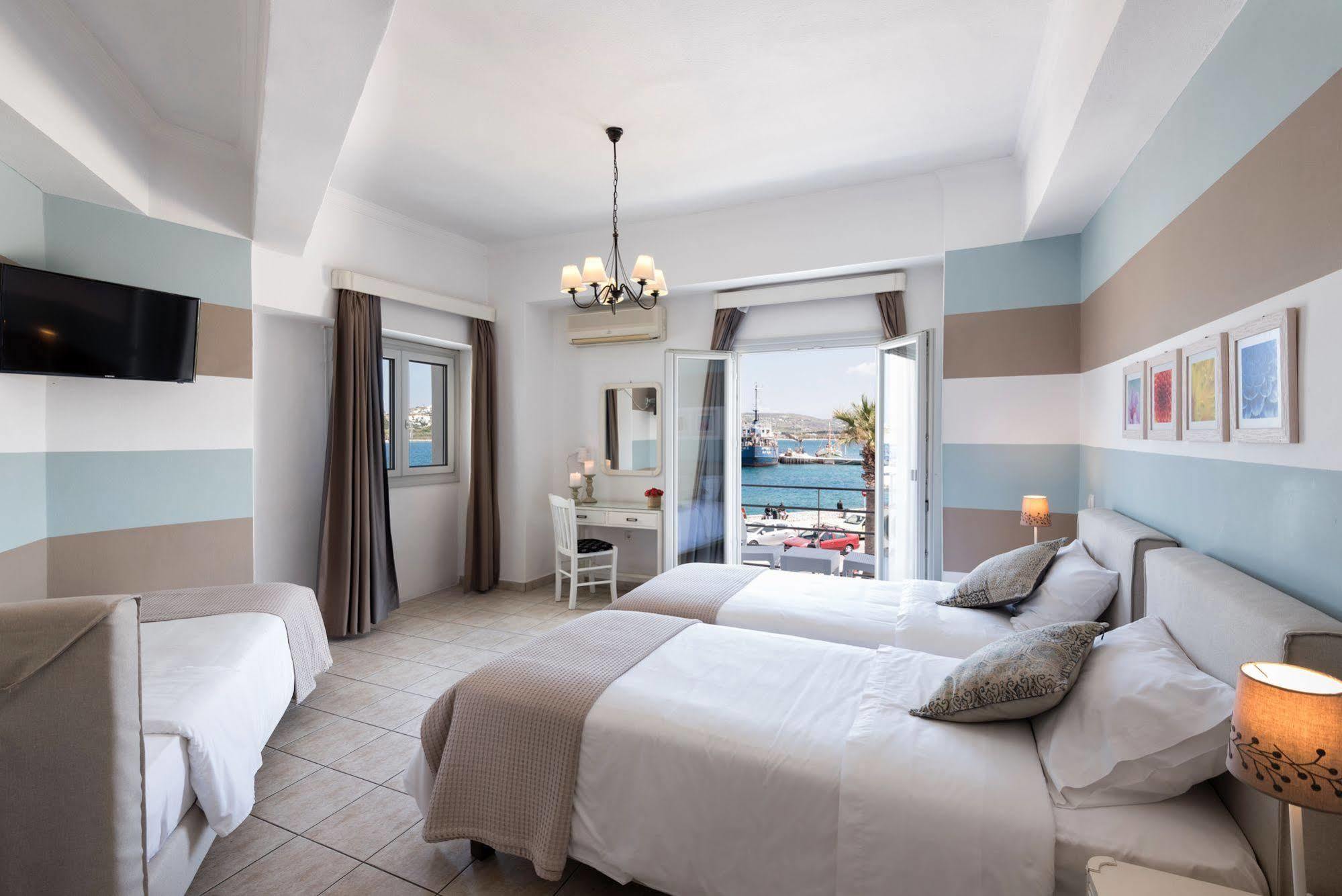 Hotel Oasis Parikia  Bagian luar foto
