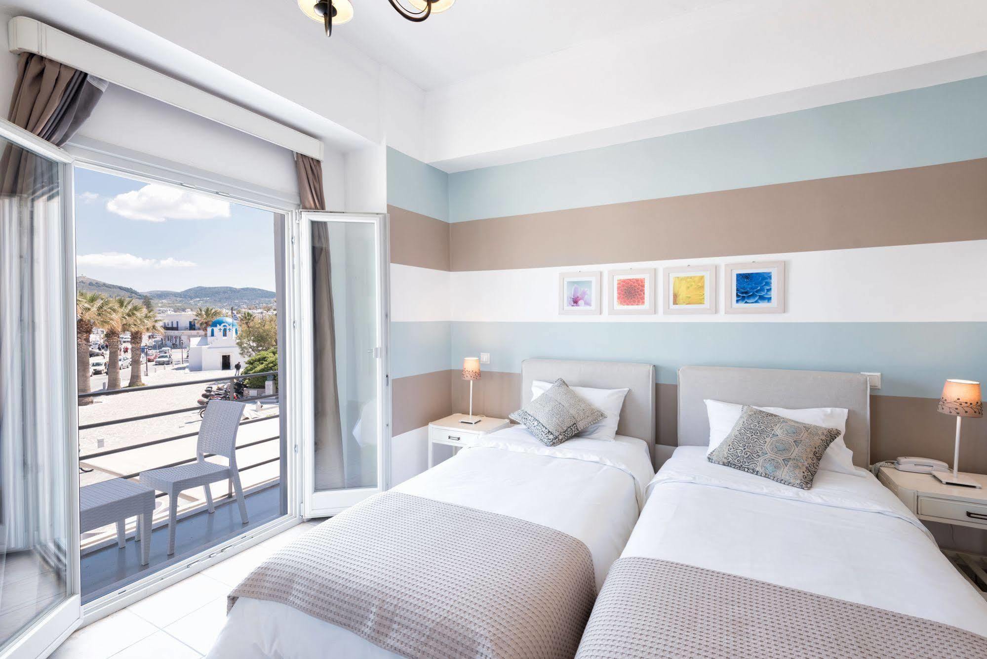 Hotel Oasis Parikia  Bagian luar foto